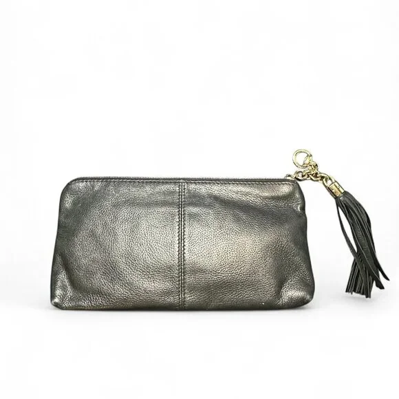 GUCCI Black Pebbled Leather Sienna Tassel Clutch Bag - Picture 3 of 15